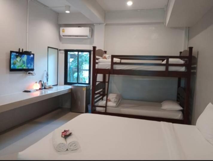 Pugdee Hotel Lang Suan Exterior foto