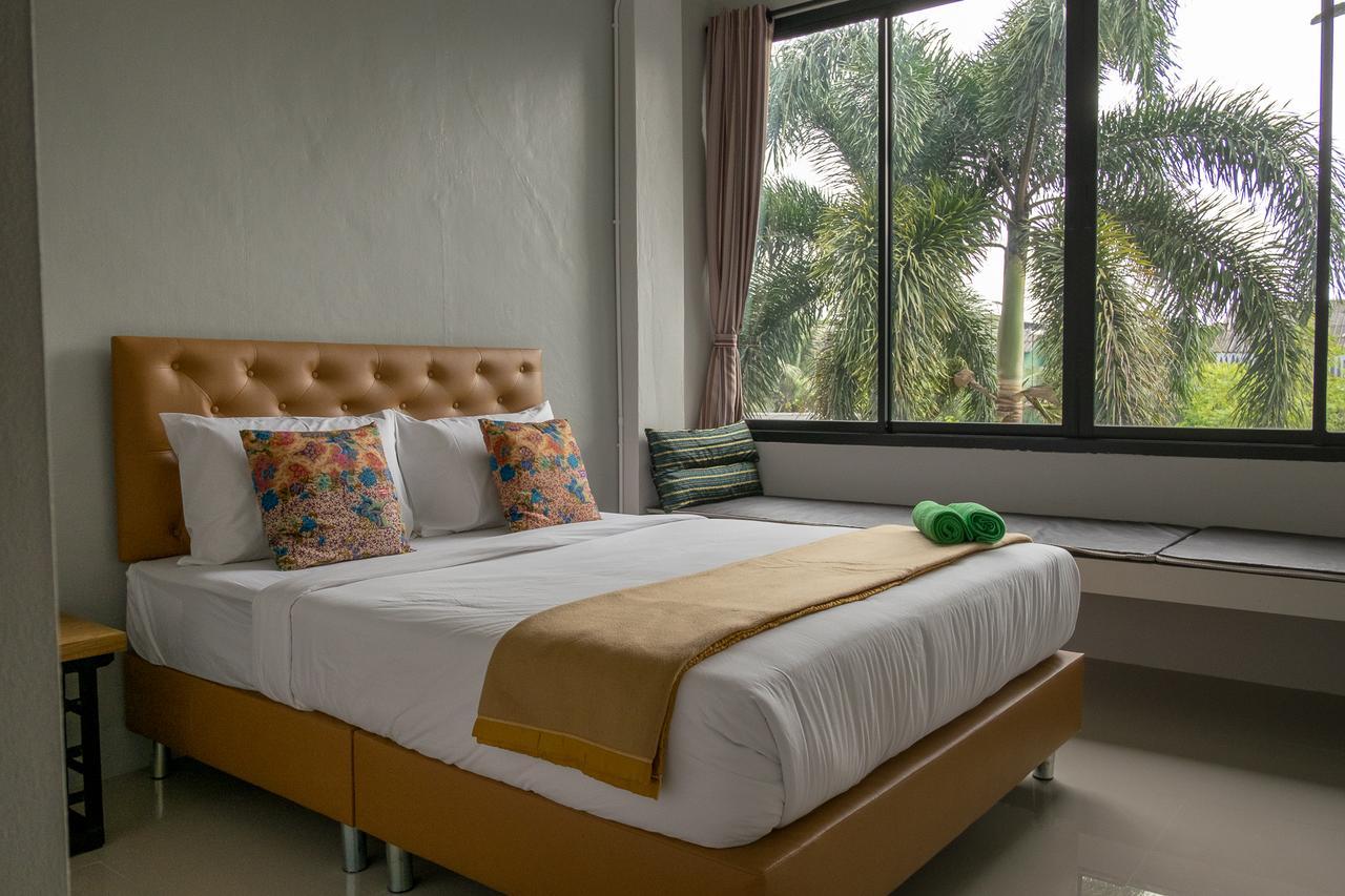 Pugdee Hotel Lang Suan Exterior foto